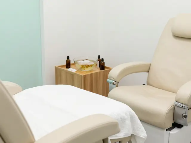 První pedikúra: Co vás čeká, jak se připravit a na co si dát pozor